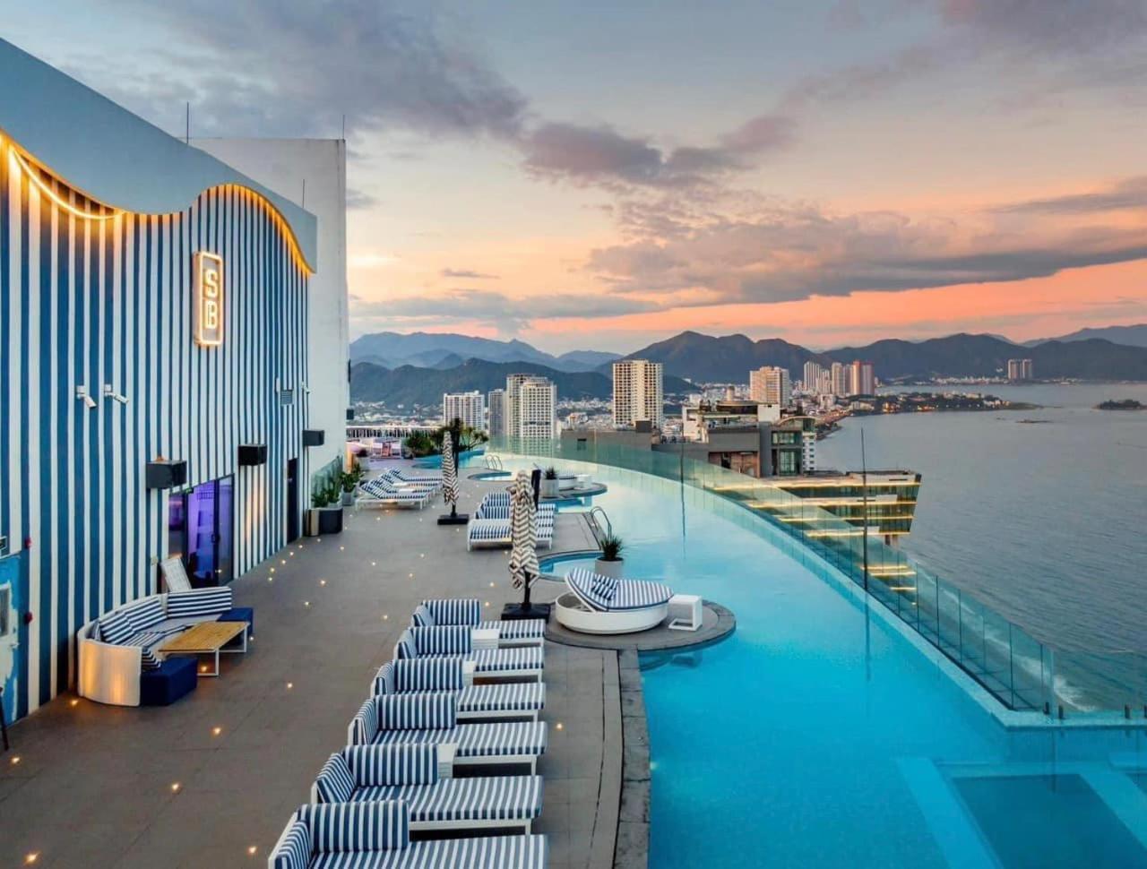 L'Apartment And Signature Nha Trang Tours - Muong Thanh Luxury Khanh Hoa Esterno foto